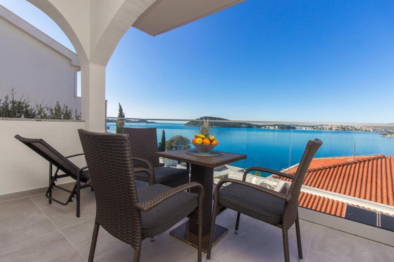 Apartmani Malis Ražanj Εξωτερικό φωτογραφία