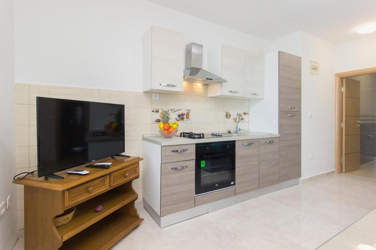 Apartmani Malis Ražanj Εξωτερικό φωτογραφία