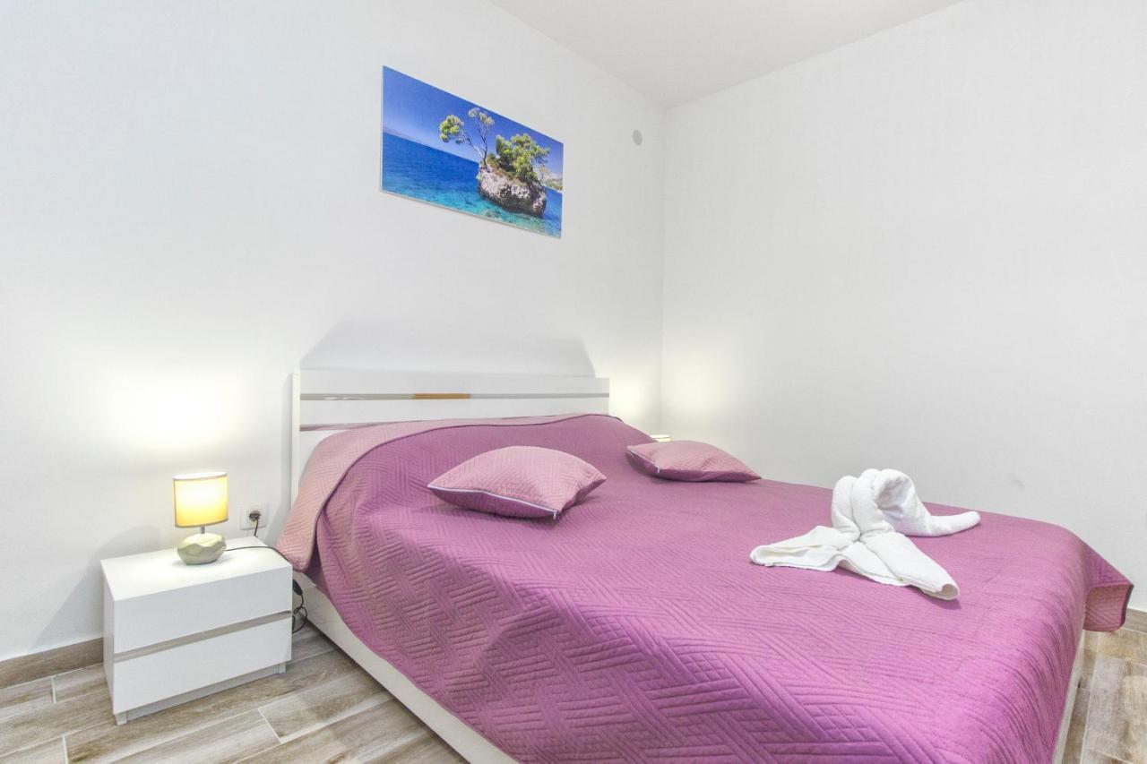 Apartmani Malis Ražanj Εξωτερικό φωτογραφία