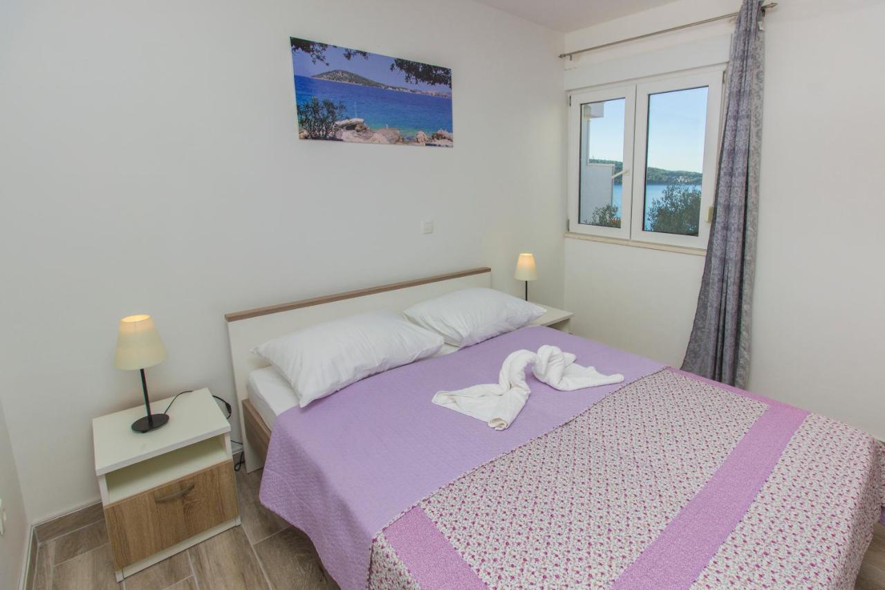 Apartmani Malis Ražanj Εξωτερικό φωτογραφία